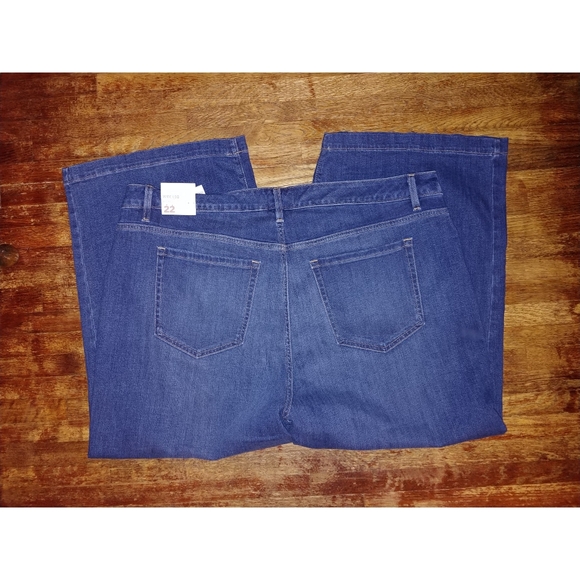 🔥 NWT Lane Bryant stretchy mid-rise wide leg Crop denim jean Capri - Picture 5 of 7